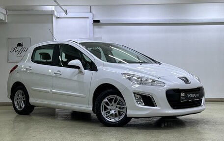 Peugeot 308 II, 2011 год, 575 000 рублей, 3 фотография