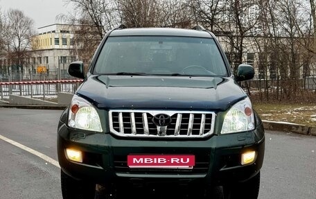 Toyota Land Cruiser Prado 120 рестайлинг, 2006 год, 2 150 000 рублей, 3 фотография