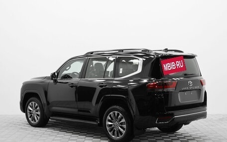 Toyota Land Cruiser, 2024 год, 12 990 000 рублей, 4 фотография