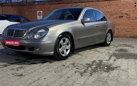 Mercedes-Benz E-Класс, 2004 год, 1 150 000 рублей, 1 фотография