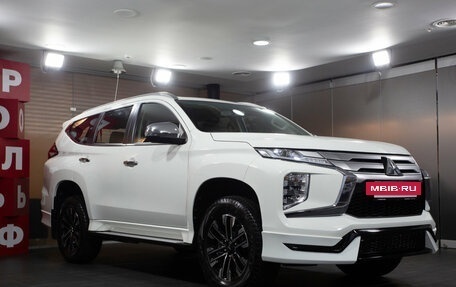 Mitsubishi Montero Sport, 2023 год, 6 150 000 рублей, 3 фотография