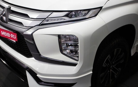 Mitsubishi Montero Sport, 2023 год, 6 150 000 рублей, 8 фотография