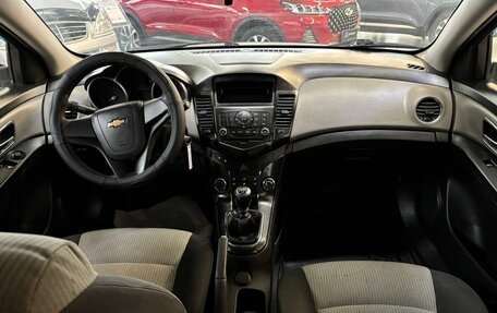 Chevrolet Cruze II, 2011 год, 530 000 рублей, 12 фотография