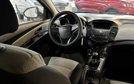 Chevrolet Cruze II, 2011 год, 530 000 рублей, 13 фотография