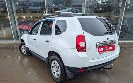 Renault Duster I рестайлинг, 2014 год, 900 000 рублей, 3 фотография