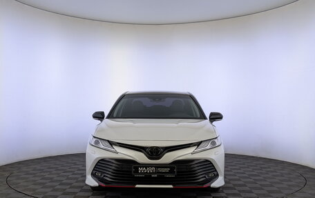 Toyota Camry, 2020 год, 3 150 000 рублей, 2 фотография