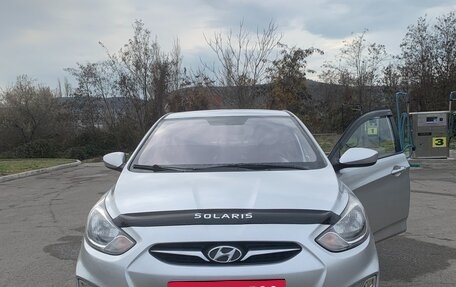 Hyundai Solaris II рестайлинг, 2012 год, 770 000 рублей, 2 фотография