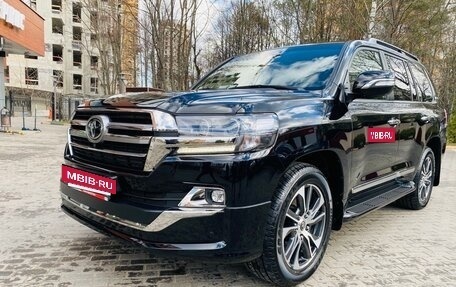 Toyota Land Cruiser 200, 2019 год, 10 500 000 рублей, 16 фотография