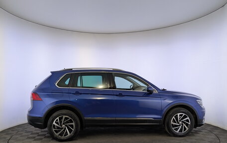 Volkswagen Tiguan II, 2018 год, 2 175 000 рублей, 4 фотография