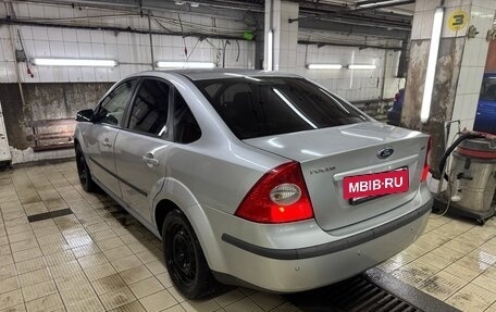 Ford Focus II рестайлинг, 2006 год, 445 000 рублей, 3 фотография