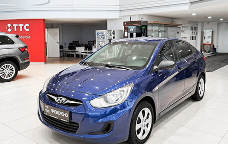 Hyundai Solaris II рестайлинг, 2012 год, 650 000 рублей, 5 фотография