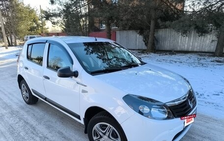 Renault Sandero I, 2012 год, 435 000 рублей, 2 фотография