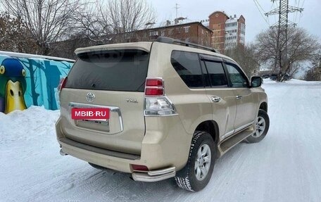 Toyota Land Cruiser Prado 150 рестайлинг 2, 2010 год, 3 570 000 рублей, 6 фотография