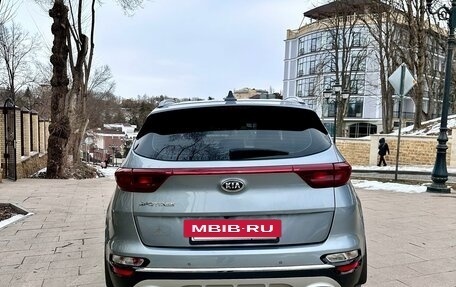 KIA Sportage IV рестайлинг, 2018 год, 2 600 000 рублей, 3 фотография