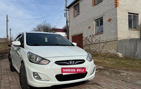 Hyundai Solaris II рестайлинг, 2013 год, 1 095 000 рублей, 5 фотография