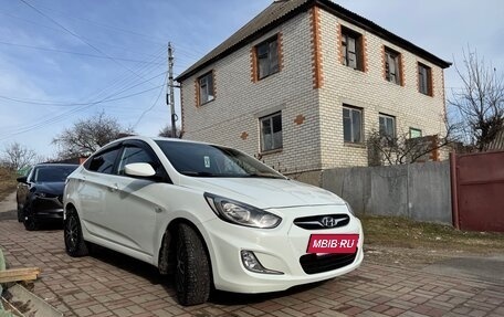 Hyundai Solaris II рестайлинг, 2013 год, 1 095 000 рублей, 2 фотография