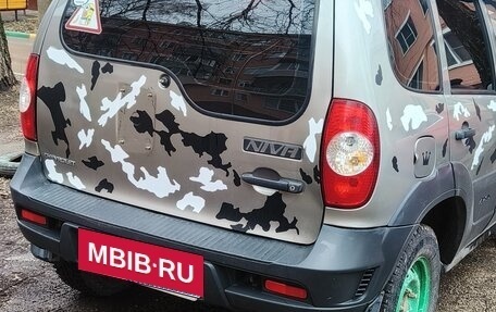 Chevrolet Niva I рестайлинг, 2010 год, 460 000 рублей, 4 фотография