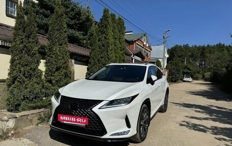 Lexus RX IV рестайлинг, 2020 год, 6 000 000 рублей, 5 фотография