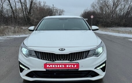 KIA Optima IV, 2019 год, 2 050 000 рублей, 10 фотография