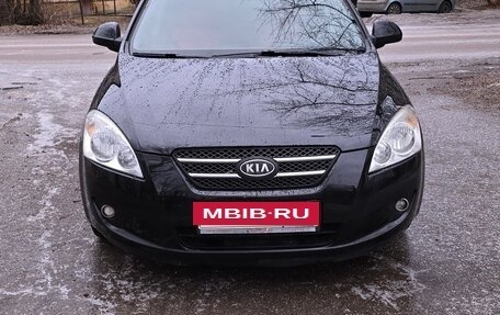 KIA cee'd I рестайлинг, 2009 год, 555 000 рублей, 2 фотография