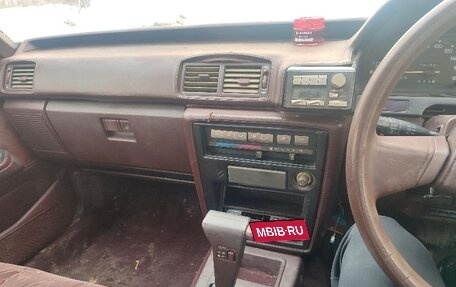 Toyota Mark II VIII (X100), 1985 год, 300 000 рублей, 8 фотография