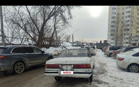 Toyota Mark II VIII (X100), 1985 год, 300 000 рублей, 13 фотография