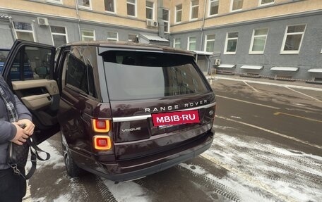 Land Rover Range Rover IV рестайлинг, 2018 год, 9 800 000 рублей, 2 фотография