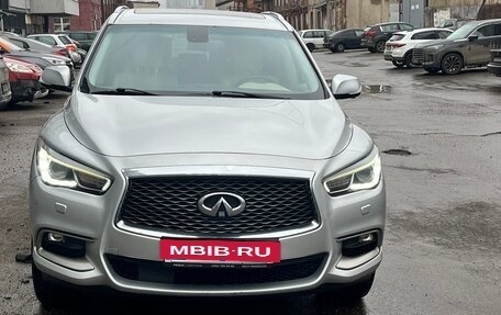 Infiniti QX60 I рестайлинг, 2018 год, 2 600 000 рублей, 12 фотография