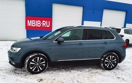 Volkswagen Tiguan II, 2019 год, 2 750 000 рублей, 2 фотография