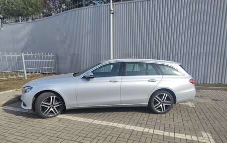 Mercedes-Benz E-Класс, 2019 год, 3 495 000 рублей, 2 фотография