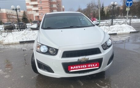 Chevrolet Aveo III, 2013 год, 810 000 рублей, 3 фотография