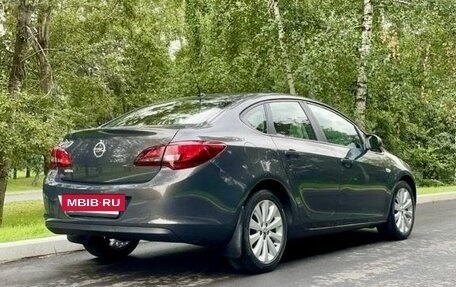 Opel Astra J, 2013 год, 750 000 рублей, 5 фотография