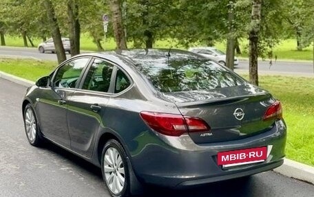 Opel Astra J, 2013 год, 750 000 рублей, 8 фотография