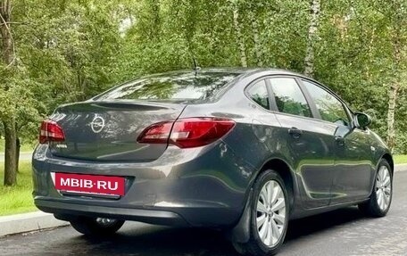 Opel Astra J, 2013 год, 750 000 рублей, 6 фотография