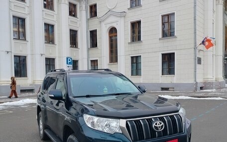 Toyota Land Cruiser Prado 150 рестайлинг 2, 2019 год, 4 490 000 рублей, 8 фотография