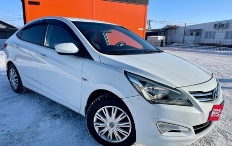 Hyundai Solaris II рестайлинг, 2015 год, 830 000 рублей, 1 фотография