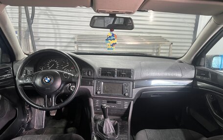 BMW 5 серия, 2003 год, 550 000 рублей, 9 фотография