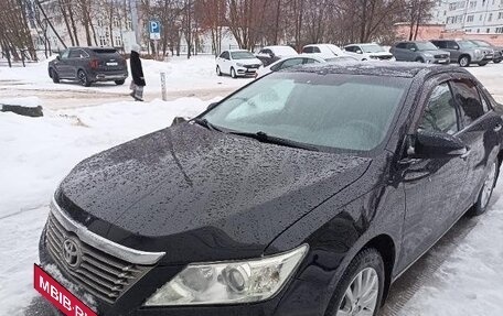 Toyota Camry, 2013 год, 1 292 000 рублей, 2 фотография