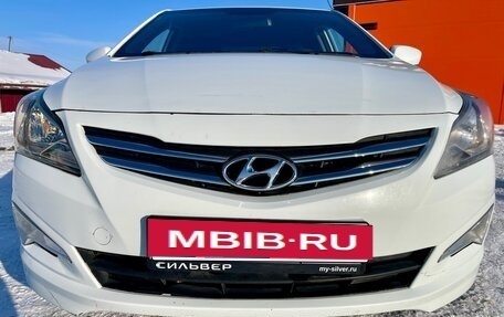 Hyundai Solaris II рестайлинг, 2015 год, 830 000 рублей, 13 фотография