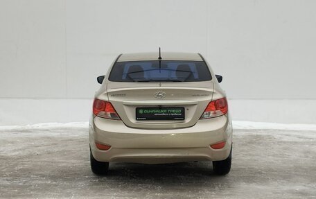 Hyundai Solaris II рестайлинг, 2011 год, 645 000 рублей, 7 фотография