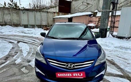 Hyundai Solaris II рестайлинг, 2015 год, 1 070 000 рублей, 4 фотография