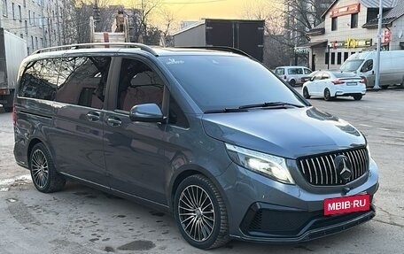 Mercedes-Benz V-Класс, 2017 год, 4 850 000 рублей, 3 фотография