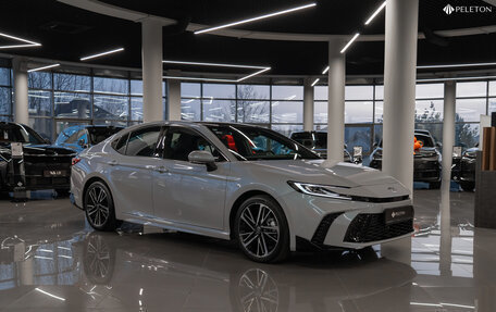 Toyota Camry, 2024 год, 4 300 000 рублей, 2 фотография