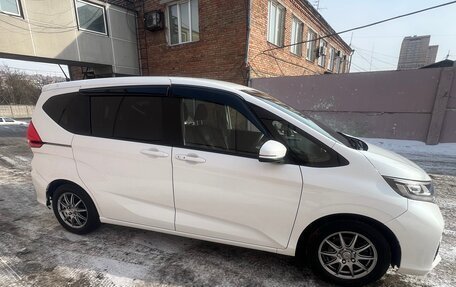 Honda Freed II, 2019 год, 1 990 000 рублей, 5 фотография