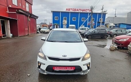 KIA Rio IV, 2018 год, 930 000 рублей, 2 фотография