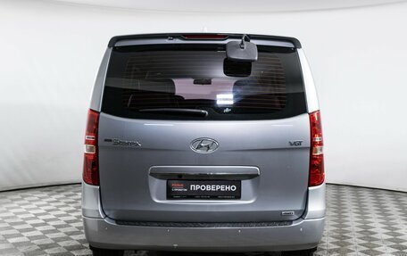 Hyundai Grand Starex Grand Starex I рестайлинг 2, 2017 год, 2 650 000 рублей, 6 фотография