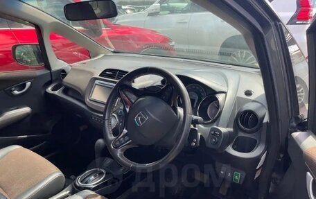 Honda Fit Shuttle I рестайлинг, 2013 год, 1 395 000 рублей, 20 фотография