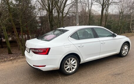 Skoda Superb III рестайлинг, 2016 год, 1 600 000 рублей, 4 фотография