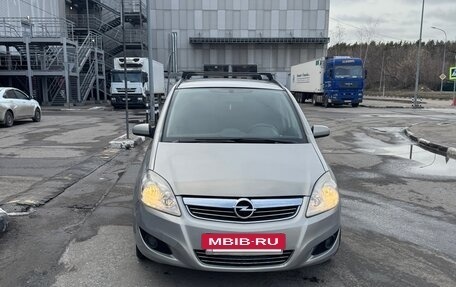 Opel Zafira B, 2008 год, 600 000 рублей, 13 фотография