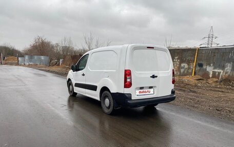 Peugeot Partner II рестайлинг 2, 2011 год, 650 000 рублей, 2 фотография